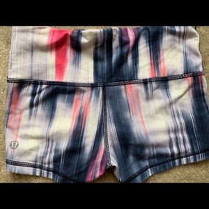 Lululemon boogie shorts, size 2